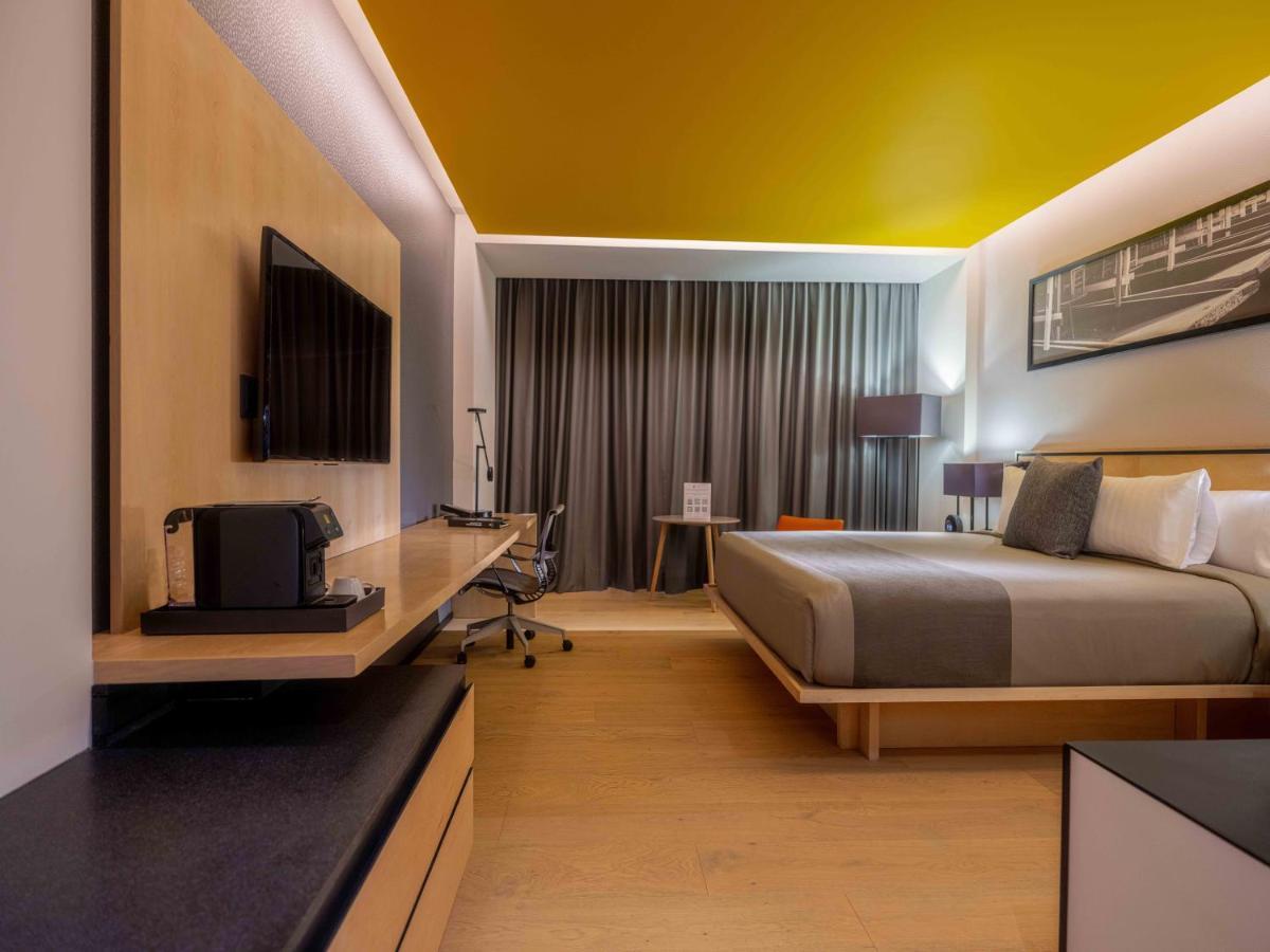 Galeria Plaza San Jeronimo Hotel Cidade do México Exterior foto A room at the hotel