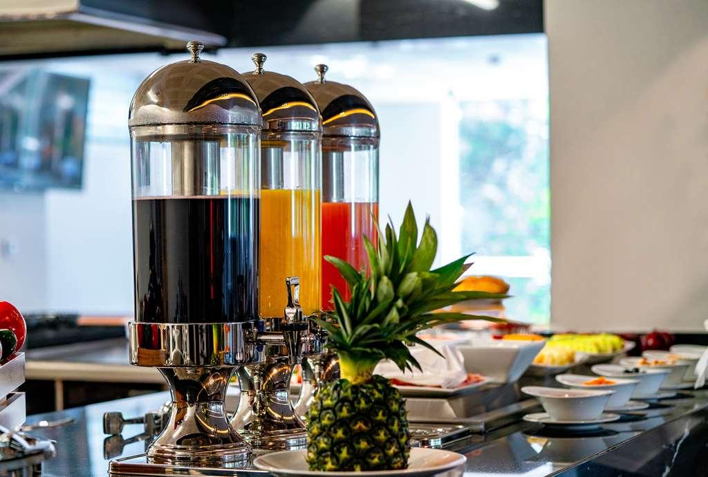 Galeria Plaza San Jeronimo Hotel Cidade do México Restaurante foto Juice dispensers